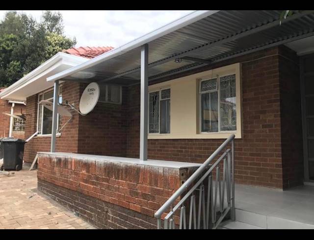 4 BEDROOM HOUSE FOR SALE IN KENSINGTON